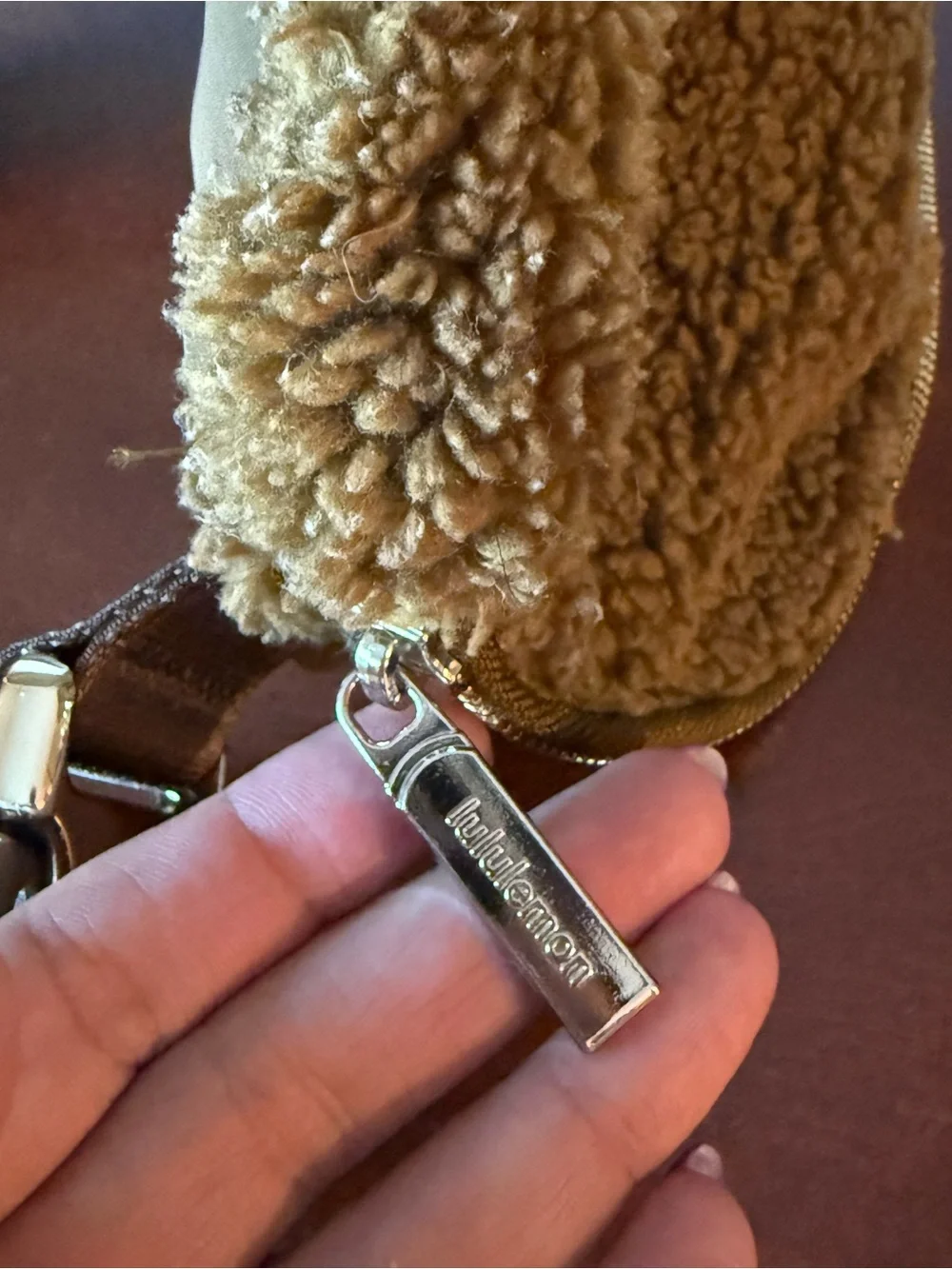 lululemon athletica camel retired Sherpa Belt Bag - Picture 6 of 7
